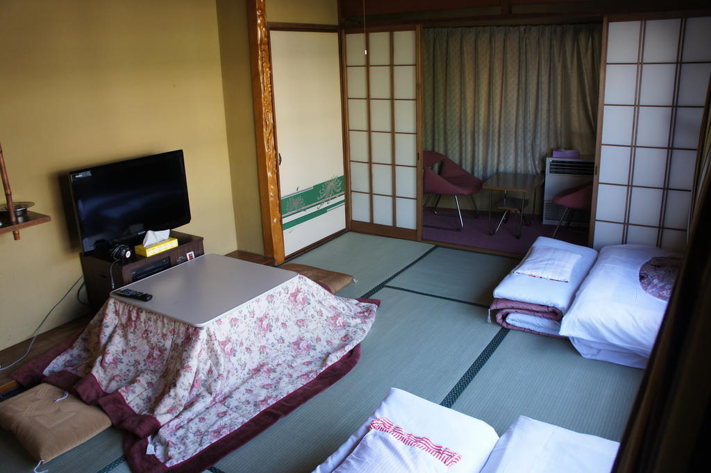 Miyoshiya Ryokan Tanabe Ruang foto